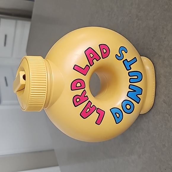 Universal Studios Simpsons Donut Flask - Picture 2 of 4